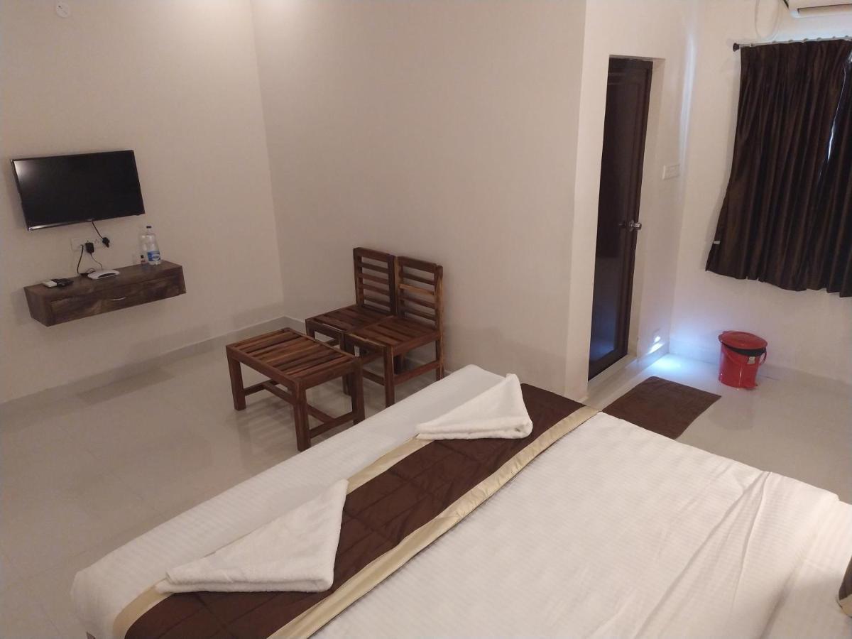 Hotel Rani And Rani Residency Puducherry Buitenkant foto