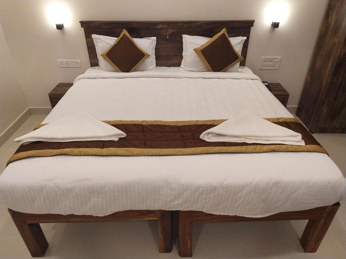 Hotel Rani And Rani Residency Puducherry Buitenkant foto