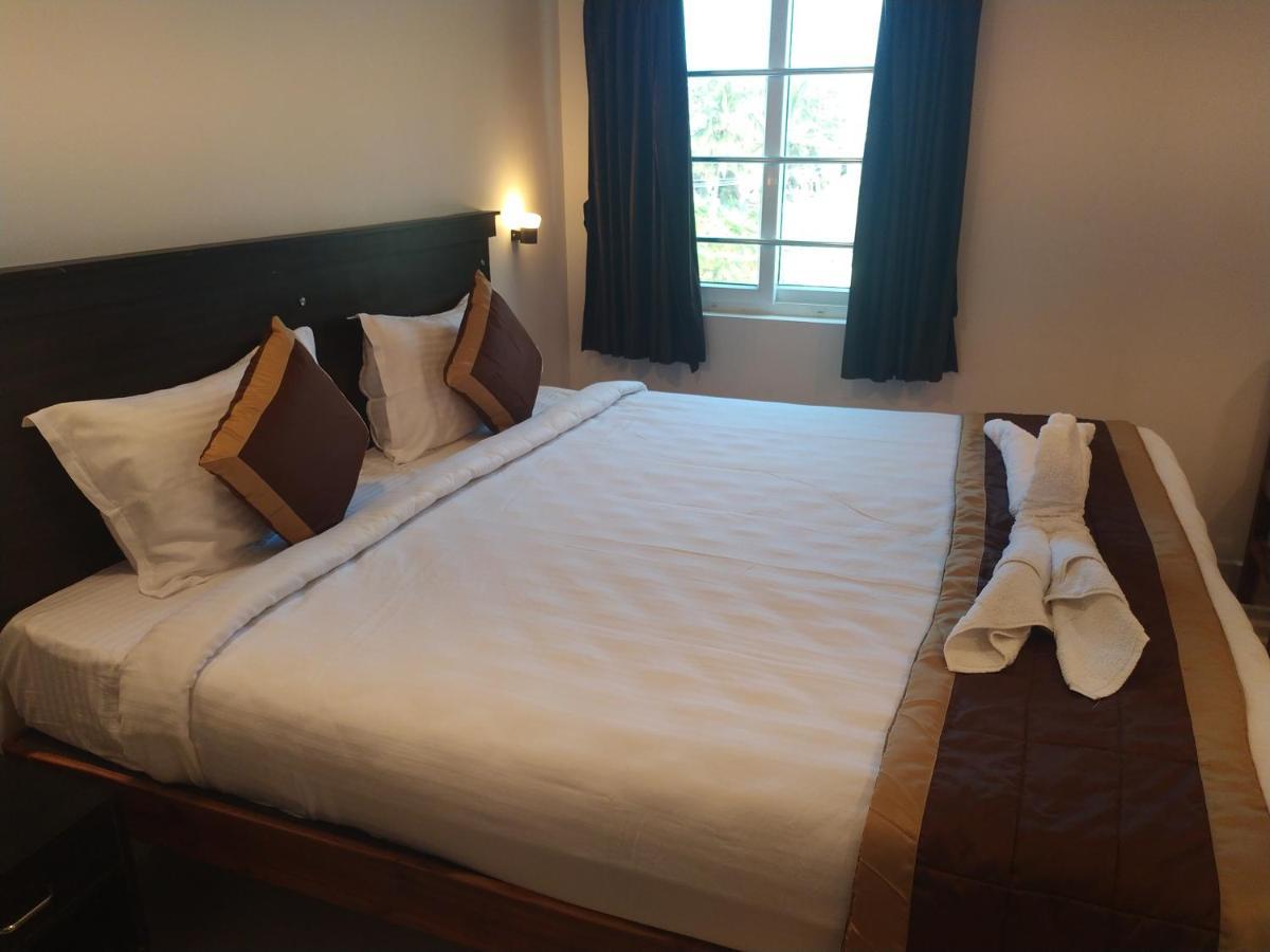 Hotel Rani And Rani Residency Puducherry Buitenkant foto