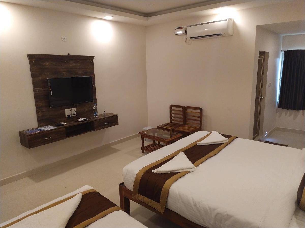 Hotel Rani And Rani Residency Puducherry Buitenkant foto