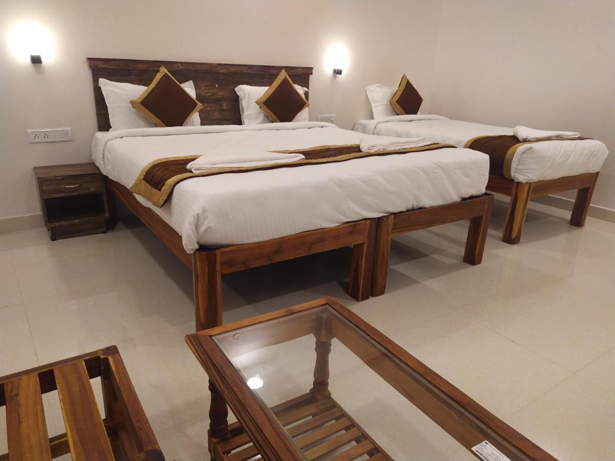 Hotel Rani And Rani Residency Puducherry Buitenkant foto