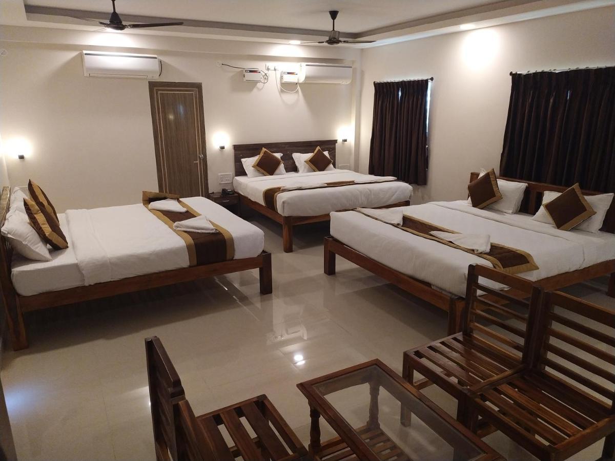 Hotel Rani And Rani Residency Puducherry Buitenkant foto